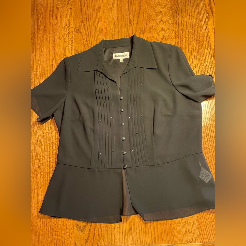 DANNY & NICOLE BLACK BEADED 16W SKIRT SUIT - Picture 4 of 10